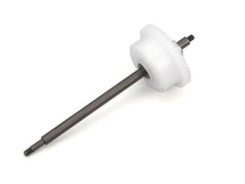 De foto toont een differentieel met een witte kunststof tandwielbehuizing en een donkergrijze metalen as. Aan de uiteinden van de as zijn schroefdraad en kleinere metalen onderdelen zichtbaar.