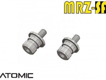 De afbeelding toont twee identieke, zilverkleurige metalen onderdelen met een schroefdraad aan één uiteinde en een zeskantige uitsparing aan het andere uiteinde. Ze hebben een cilindrische vorm met verschillende diameters.