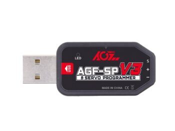 De afbeelding toont een zwarte USB-programmeerkaart met een zilverkleurige USB-connector. Op de kaart staat in rood en wit 'AGF-SPV3 A SERVO PROGRAMMER' en het AGF-RC logo.