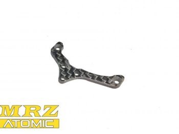 De afbeelding toont een donkergrijs tot zwart, onregelmatig gevormd metalen onderdeel met een honingraatpatroon en drie gaten voor bevestiging. Het lijkt een onderdeel voor een modelauto te zijn.