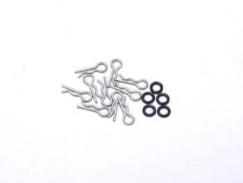 De afbeelding toont een stapel zilverkleurige body clips en een groepje zwarte O-ringen op een witte achtergrond.