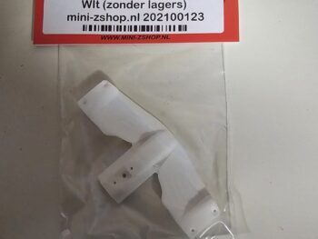 De foto toont een wit plastic onderdeel, waarschijnlijk een voorvleugel, verpakt in een doorzichtige plastic zak. De zak hangt aan een rood kartonnen label met het logo van 'Mini-zshop.nl' en productinformatie.