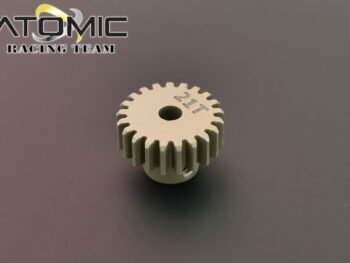 Op de foto is een goudkleurig metalen tandwiel te zien met 21 tanden, met in het midden een rond gat. De tekst '21T' is op het oppervlak gegraveerd.