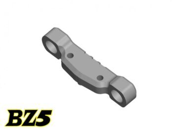 De afbeelding toont een grijs, langwerpig metalen onderdeel met afgeronde uiteinden en gaten. Het lijkt een onderdeel voor een modelauto te zijn.