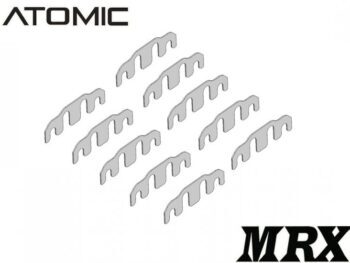 De afbeelding toont tien zilverkleurige, metalen shims met een golvende vorm, geordend in rijen op een witte achtergrond. Bovenin staat het logo 'ATOMIC' en rechtsonder 'MRX'.