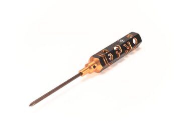 De afbeelding toont een schroevendraaier met een zwart handvat met gouden accenten en uitsparingen. De schroevendraaierpunt is donkergrijs/zwart.
