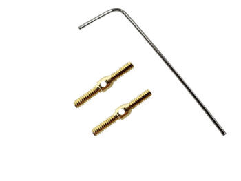 De foto toont twee gouden turnbuckles en een zilverkleurige inbussleutel. De turnbuckles zijn van metaal en hebben schroefdraad aan beide uiteinden.