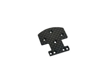 De foto toont een zwart carbon fiber onderdeel met meerdere gaten. Het onderdeel heeft een rechthoekige vorm met een afgeronde bovenkant.