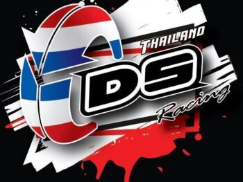 Logo van DS Racing met de Thaise vlagkleuren en de tekst 'Thailand DS Racing'.