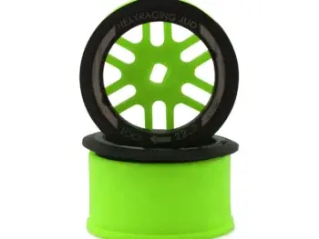 Twee neon-groene RC-banden met zwarte velgen, met 'NEXXRACING JUD' en 'LOCK 22.2' op de velgen.