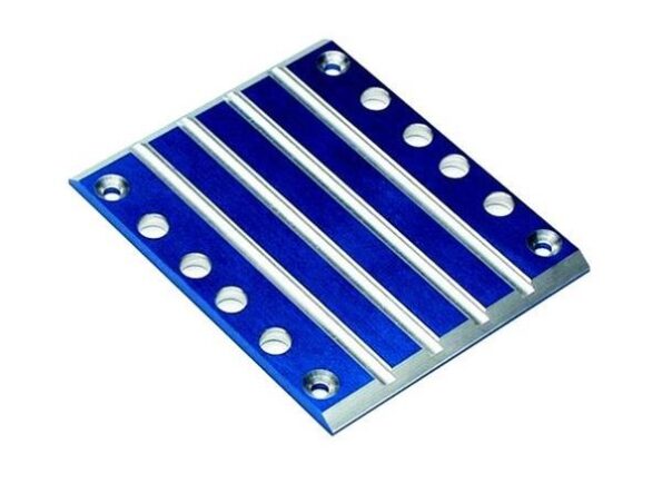 Traxxas TRX4947X Skid plate, transmission, T6 aluminum (blue), TRX4947X