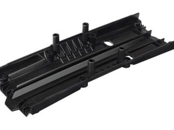Traxxas TRX7745 Skidplate, center, TRX7745 - een langwerpige
