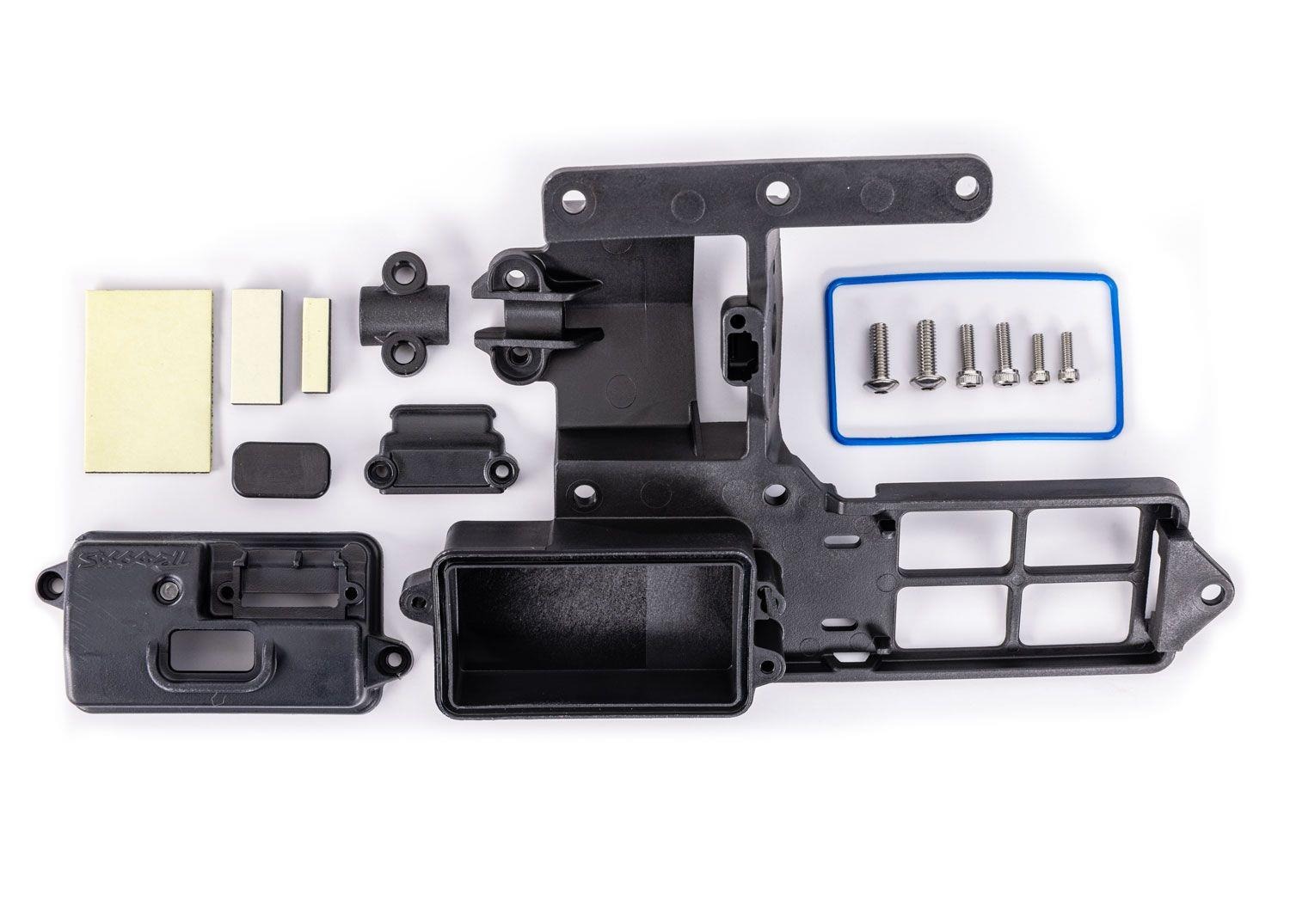 Electronics tray with RPM mount/ stuffing tube clamp/ 2.5x8mm CS (stainless) (2)/ 3x10mm CS (stainless) (2)/ 4x12mm BCS (stainless) (2) Traxxas TRX10324 Electronics tray with RPM mount/ stuffing tube clamp/ 2.5x8mm CS (stainless) (2)/ 3x10mm CS (stainless) (2)/ 4x12mm BCS (stainless) (2) - een set zwar