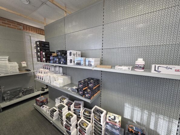 Winkel met RC auto onderdelen en accessoires